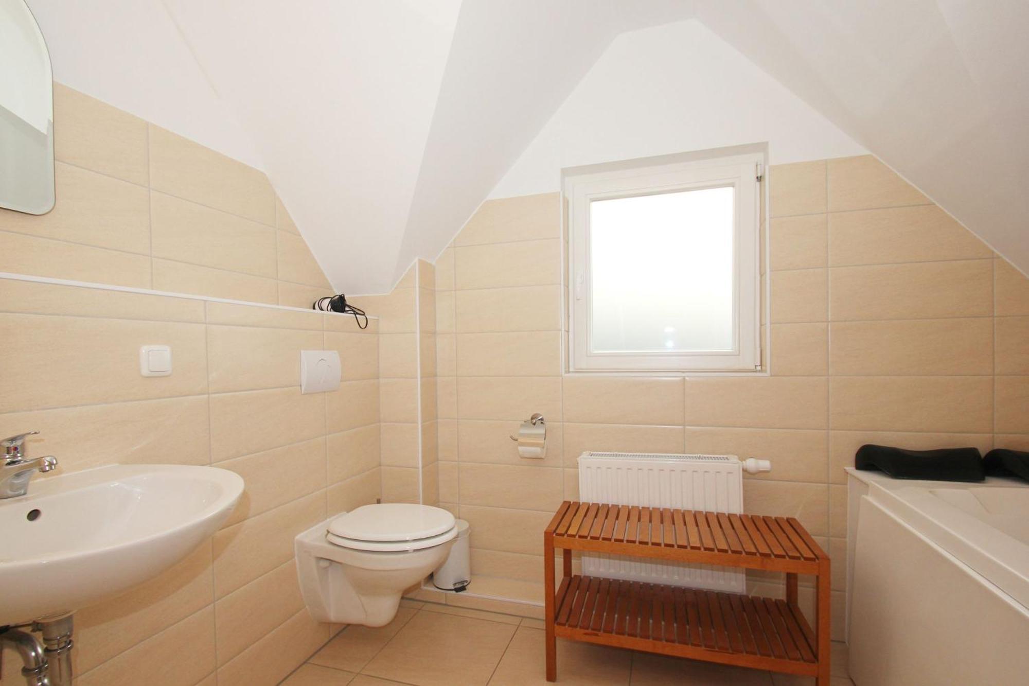 Ferienhaus Wellenlaeufer Haus - Sauna, Terrasse, Garten 格洛威 外观 照片